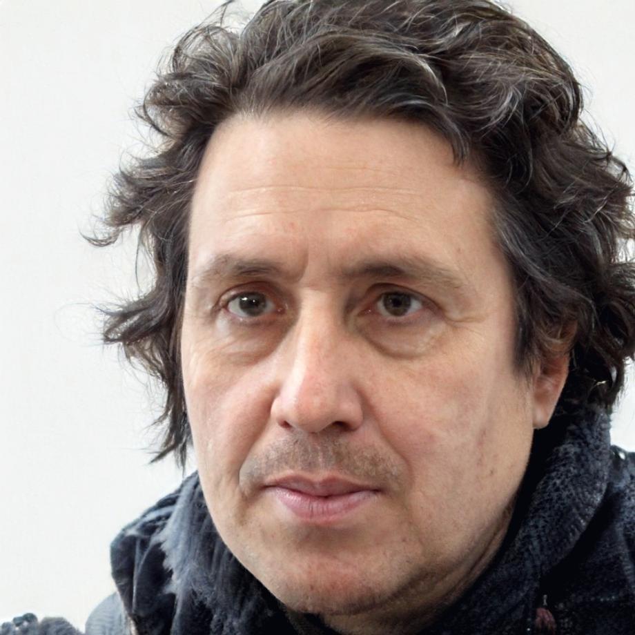 Ritratto professionale di Davide Morandi